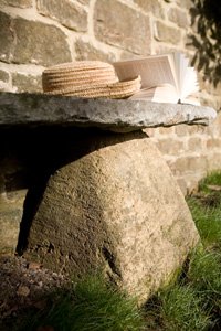staddle stone bench